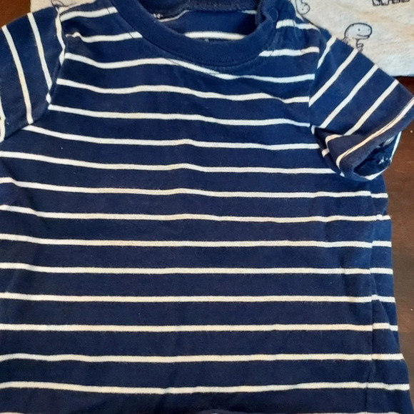 Little Me Size 6M 2 Piece Dino Shortall and Shirt Set - Picture 5 of 9